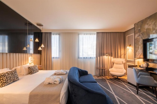Aemilia Hotel Bologna image 23